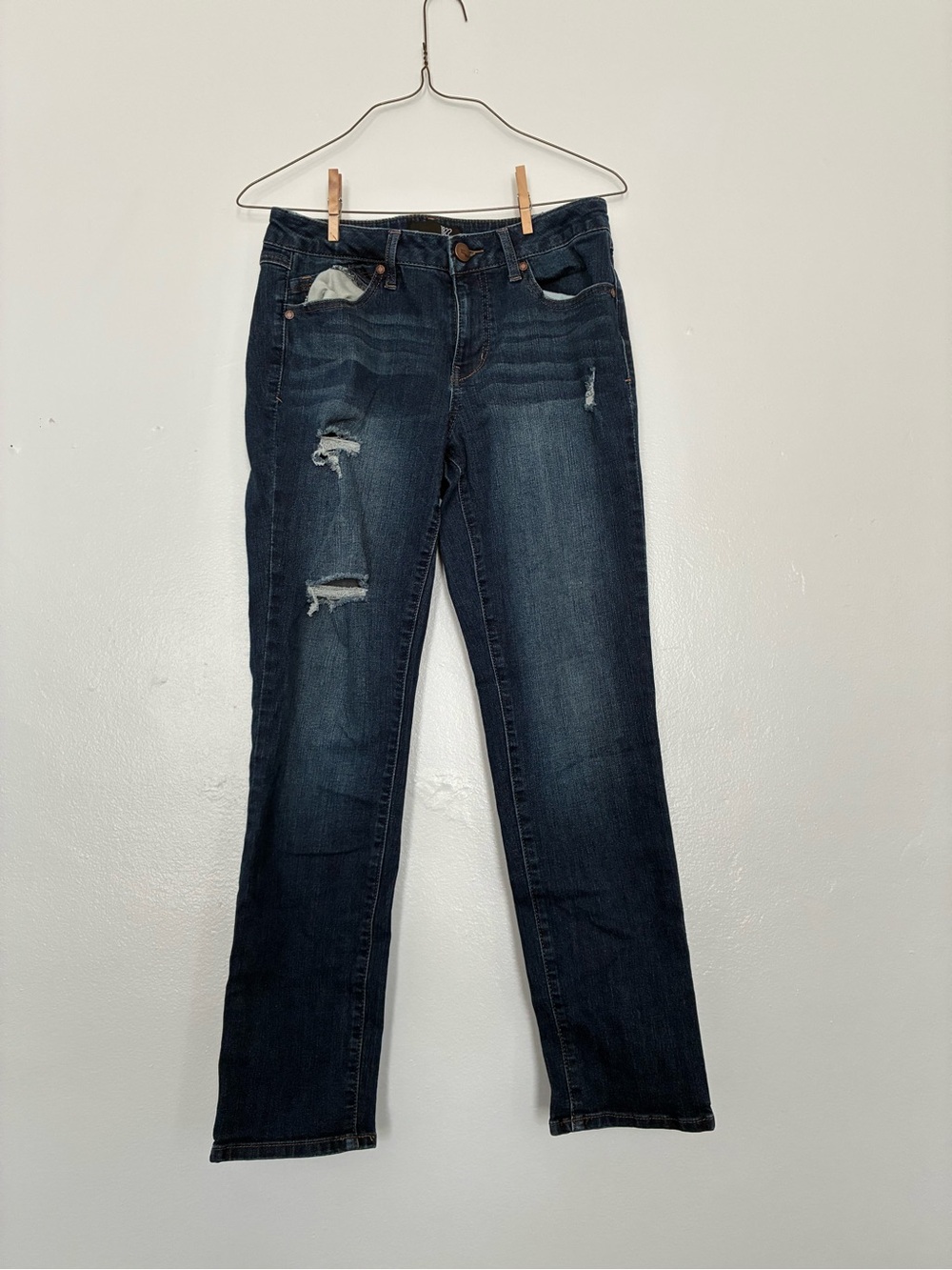 1822 Dark Blue Straight Leg Distressed Jeans